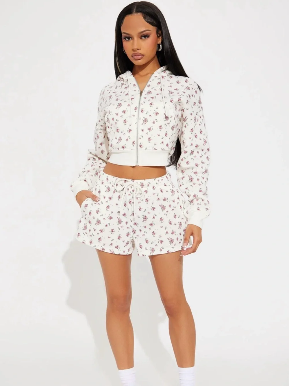 Floral Fleece Shorts Set White & Pink Medium - Picture 2 of 4